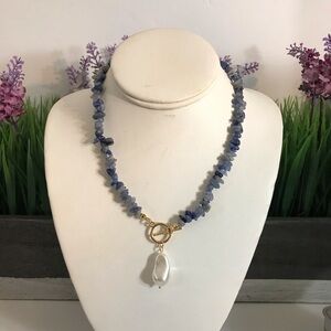 STATEMENT NECKLACE 2